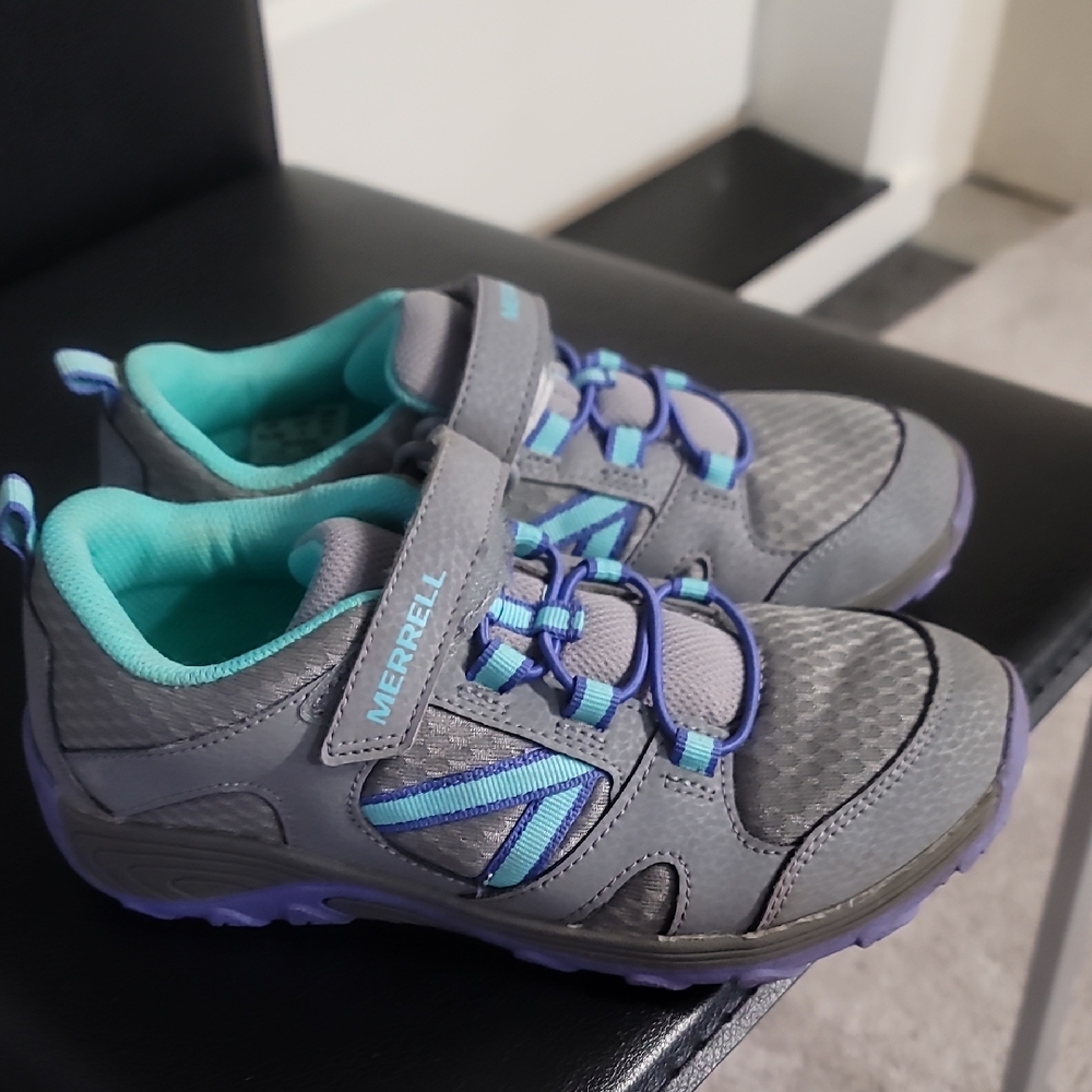 Merrell Size 3 Girl Kids' Sneakers in Gray and Purpleish Blue